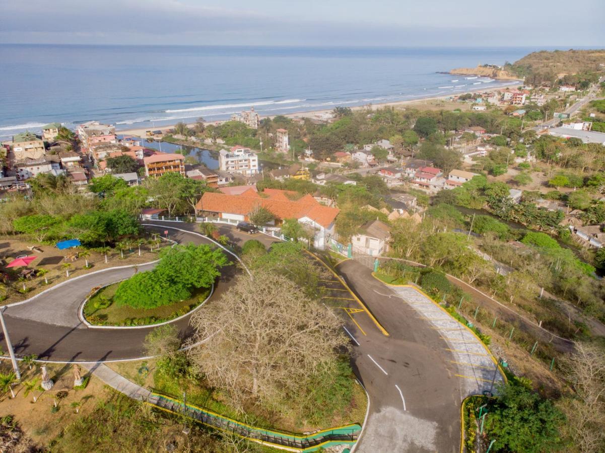 Hotel Nativa Bambu Montanita