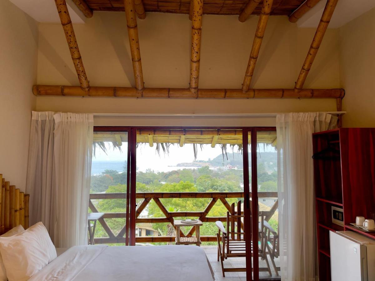 Hotel Nativa Bambu Montanita